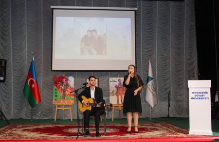 MDU-da qəhrəmanlıq yaddaşı və milli dəyərlər: Şəhid Turan Məhərrəmovun xatirəsinə həsr olunan tədbir keçirilib MDU-da qəhrəmanlıq yaddaşı və milli dəyərlər: Şəhid Turan Məhərrəmovun xatirəsinə həsr olunan tədbir keçirilib
