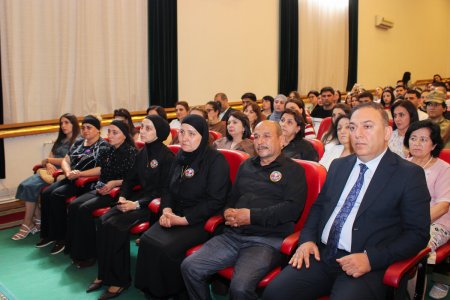 MDU-da qəhrəmanlıq yaddaşı və milli dəyərlər: Şəhid Turan Məhərrəmovun xatirəsinə həsr olunan tədbir keçirilib MDU-da qəhrəmanlıq yaddaşı və milli dəyərlər: Şəhid Turan Məhərrəmovun xatirəsinə həsr olunan tədbir keçirilib