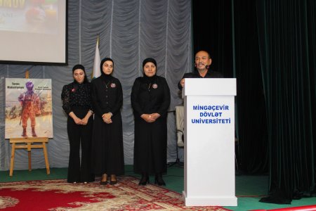 MDU-da qəhrəmanlıq yaddaşı və milli dəyərlər: Şəhid Turan Məhərrəmovun xatirəsinə həsr olunan tədbir keçirilib MDU-da qəhrəmanlıq yaddaşı və milli dəyərlər: Şəhid Turan Məhərrəmovun xatirəsinə həsr olunan tədbir keçirilib