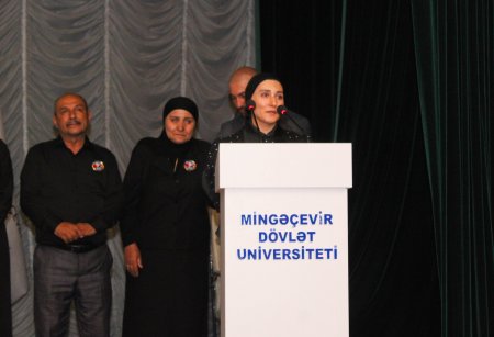 MDU-da qəhrəmanlıq yaddaşı və milli dəyərlər: Şəhid Turan Məhərrəmovun xatirəsinə həsr olunan tədbir keçirilib MDU-da qəhrəmanlıq yaddaşı və milli dəyərlər: Şəhid Turan Məhərrəmovun xatirəsinə həsr olunan tədbir keçirilib