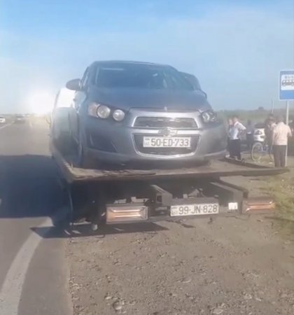 Yevlaxda yol qəzası: “Hyundai” və “Chevrolet” toqquşdu-FOTO Yevlaxda yol qəzası: “Hyundai” və “Chevrolet” toqquşdu-FOTO
