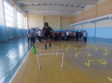 Yevlax Uşaq-Gənclər İdman-Şahmat Məktəbinin sərbəst güləş bölməsinin qrupları arasında yoxlama, sınaq, qəbul və keçid normativləri keçirilib. FOTOLAR