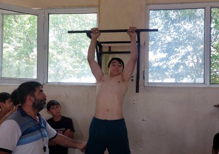 Yevlax Uşaq-Gənclər İdman-Şahmat Məktəbinin sərbəst güləş bölməsinin qrupları arasında yoxlama, sınaq, qəbul və keçid normativləri keçirilib. FOTOLAR