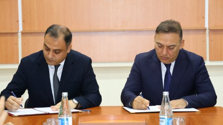 Mingəçevir Dövlət Universiteti tələbələr üçün iqlim və hidrometeorologiya sahəsində yeni imkanlar yaradır: Milli Hidrometeorologiya Xidməti ilə əməkdaşlıq Memorandumu Mingəçevir Dövlət Universiteti tələbələr üçün iqlim və hidrometeorologiya sahəsində yeni imkanlar yaradır: Milli Hidrometeorologiya Xidməti ilə əməkdaşlıq Memorandumu