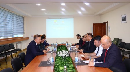 Mingəçevir Dövlət Universiteti tələbələr üçün iqlim və hidrometeorologiya sahəsində yeni imkanlar yaradır: Milli Hidrometeorologiya Xidməti ilə əməkdaşlıq Memorandumu Mingəçevir Dövlət Universiteti tələbələr üçün iqlim və hidrometeorologiya sahəsində yeni imkanlar yaradır: Milli Hidrometeorologiya Xidməti ilə əməkdaşlıq Memorandumu