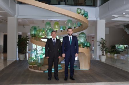 Mingəçevir Dövlət Universiteti “sıfır tullantı” modelinin tətbiqi üçün Türkiyənin Sıfır Atık Vakfı ilə əməkdaşlıq imkanlarını müzakirə edib