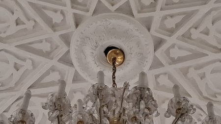 Raket zərbələri nəticəsində Ukraynadakı səfirliyimizə ziyan dəydi - Fotolar Raket zərbələri nəticəsində Ukraynadakı səfirliyimizə ziyan dəydi - Fotolar