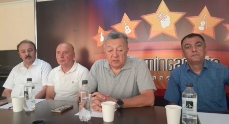 Mingəçevirdə regional medianın problemləri müzakirə olunub: “Sağlam media üçün regionlara diqqət artırılmalıdır”. -VİDEO Mingəçevirdə regional medianın problemləri müzakirə olunub: “Sağlam media üçün regionlara diqqət artırılmalıdır”. -VİDEO